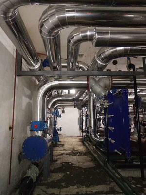 铁皮保温施工玻璃棉 防火阻燃保温板 经久耐用 鑫诚防腐厂家