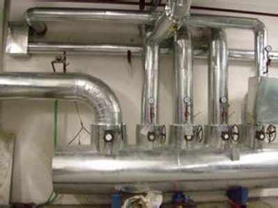 鑫诚 石油管道铁皮保温施工 安装简便防水防潮果好 包工包料